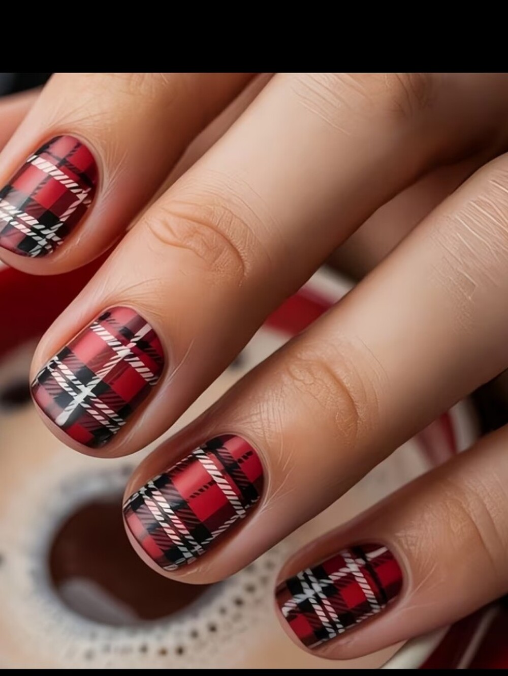 🔥3/$21 Red Plaid Press-On Nails - Women Accessories